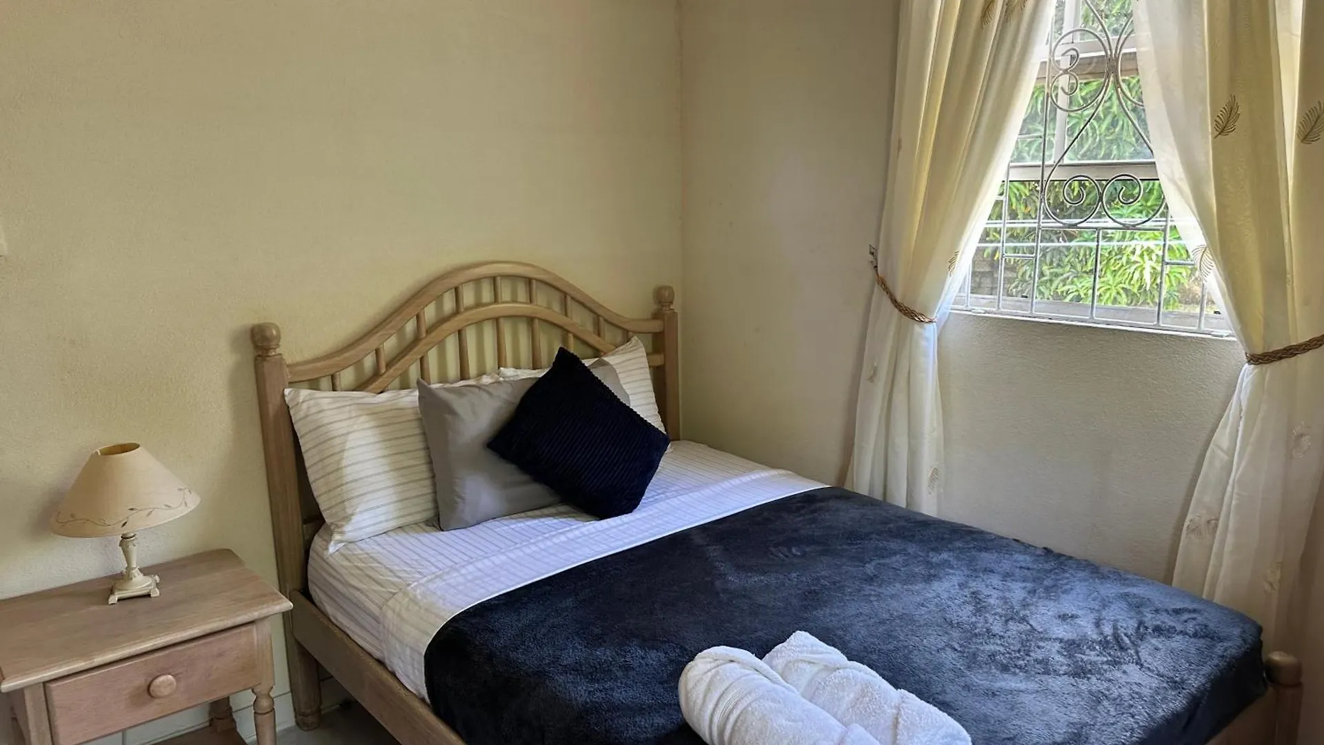 Entire Home - West Coast Barbados Saint Peter